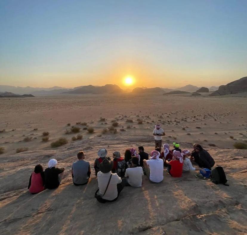 Wadi Rum Wanderlust Camp Bagian luar foto