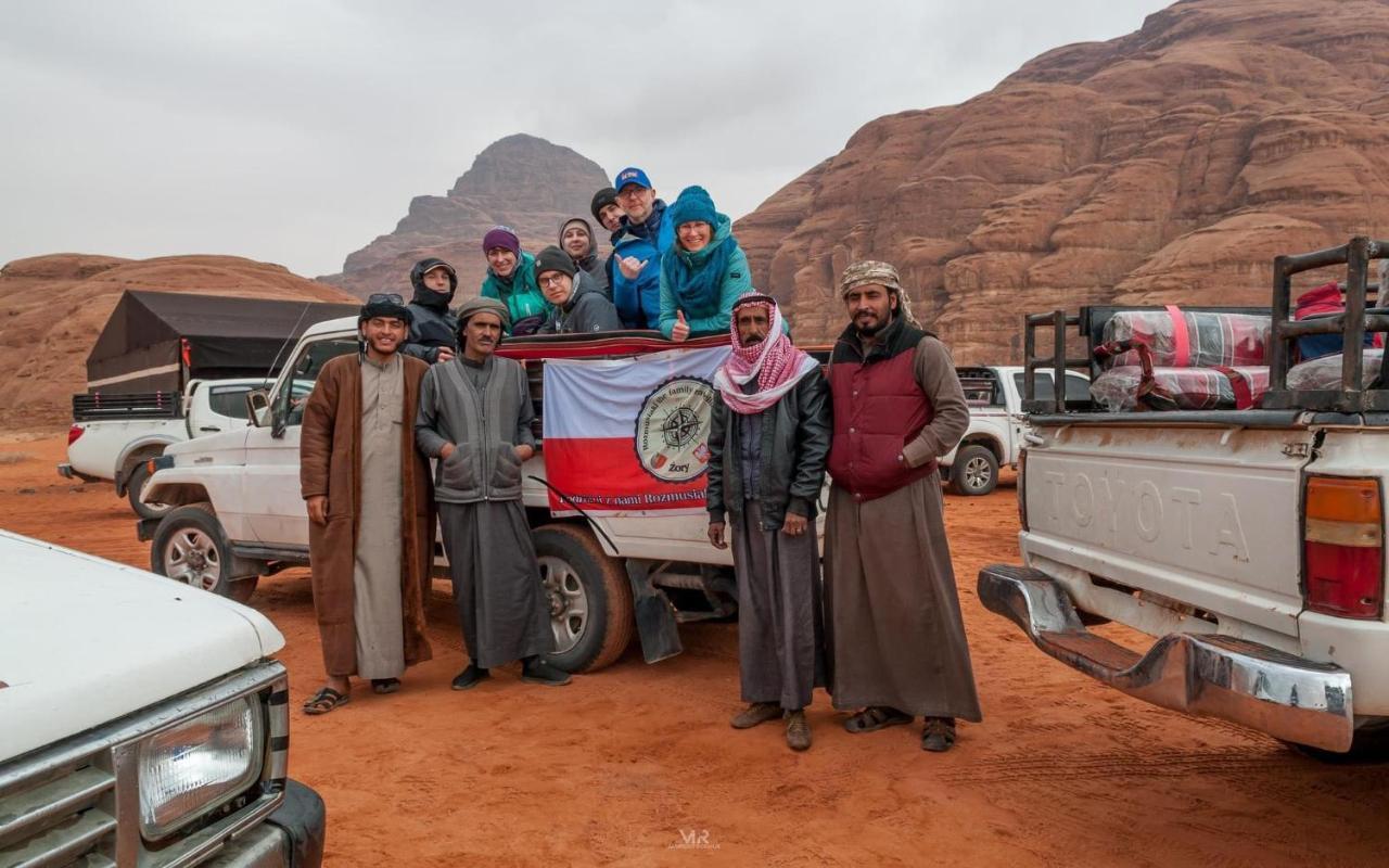 Wadi Rum Wanderlust Camp Bagian luar foto